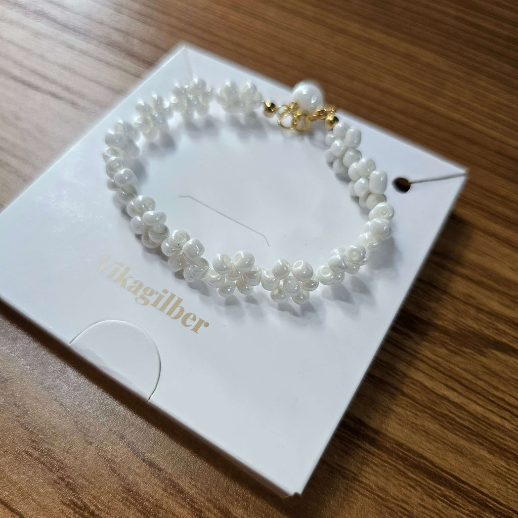Pulsera Flor – Elegancia artesanal